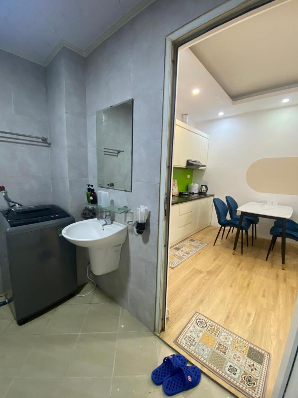Luxe Paradise Residence 51 Ton Duc Thang Ханой Екстериор снимка